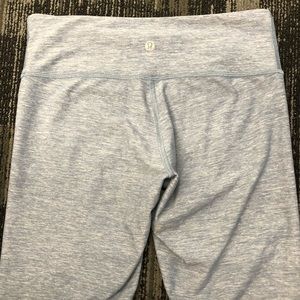 Lululemon light wunder under pant. Size 6.